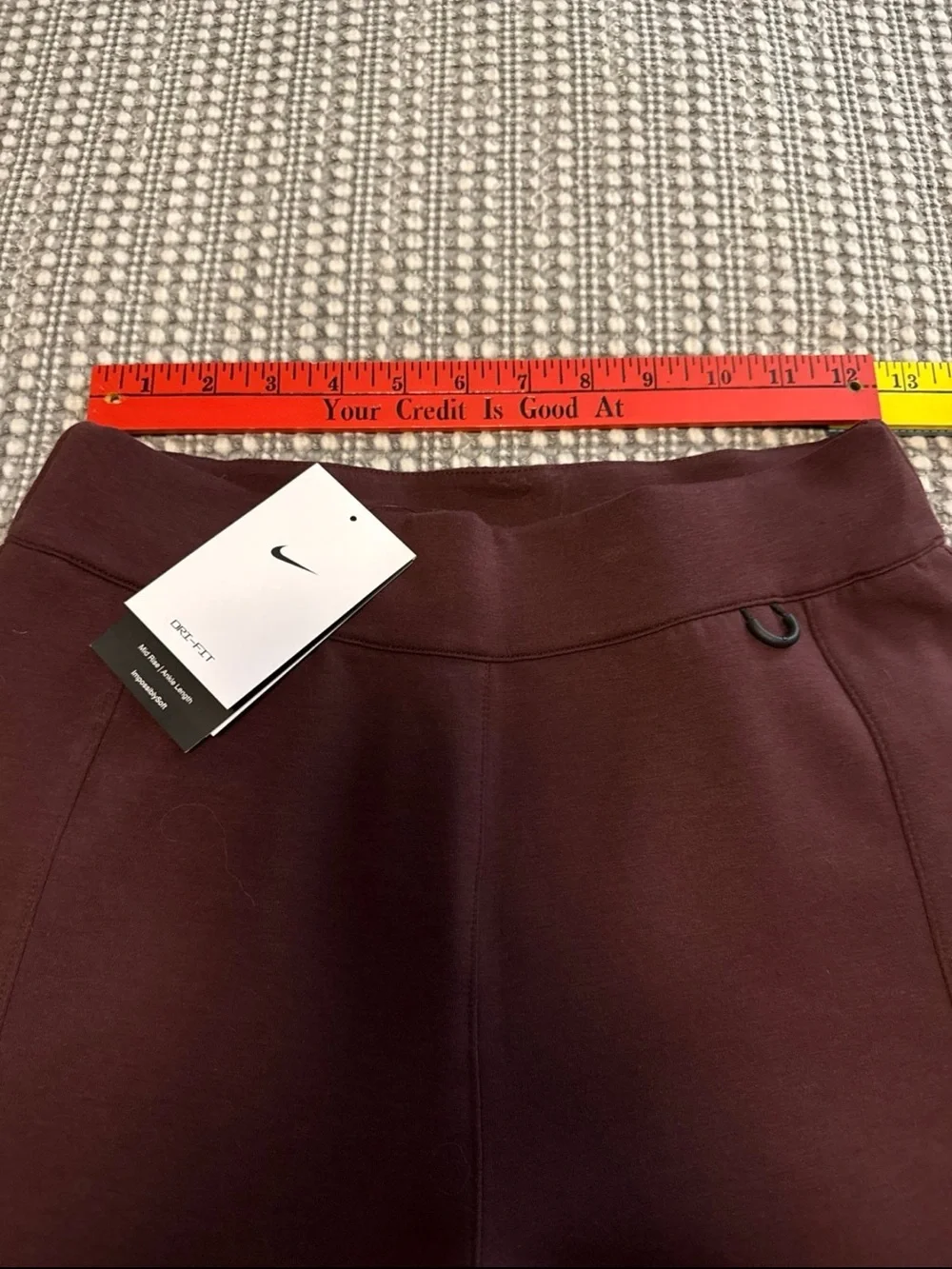 NWT Nike Women's 24.7 ImpossiblySoft Mid-Rise Joggers Sz Small